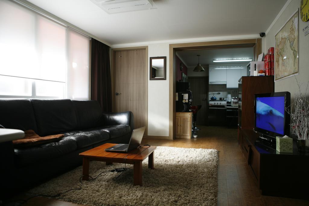 Birdsnest Hostel Hongdae Foreigner Only Séoul Extérieur photo