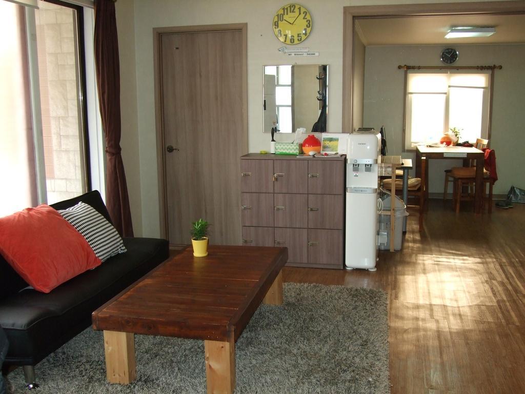 Birdsnest Hostel Hongdae Foreigner Only Séoul Extérieur photo