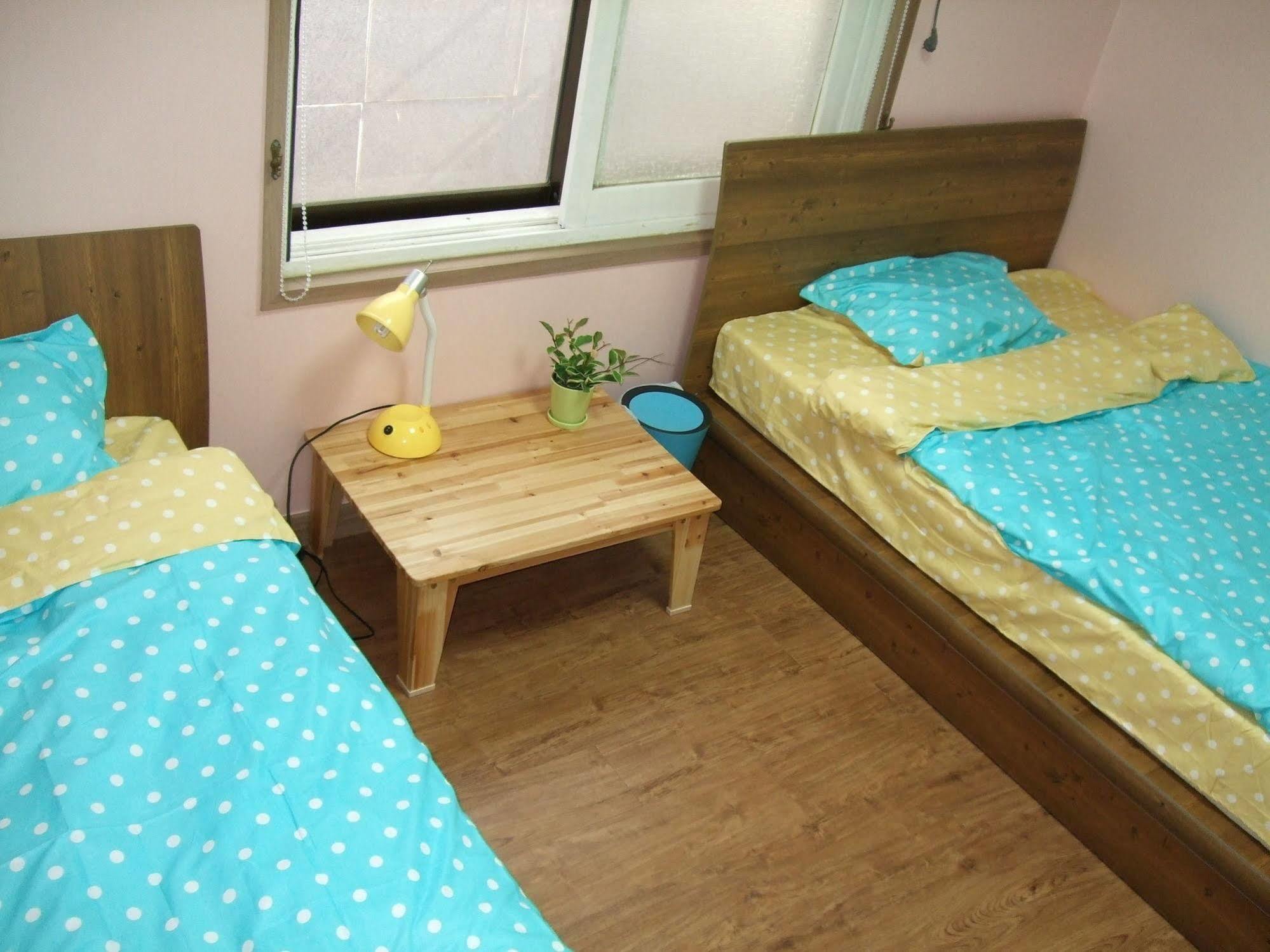 Birdsnest Hostel Hongdae Foreigner Only Séoul Extérieur photo