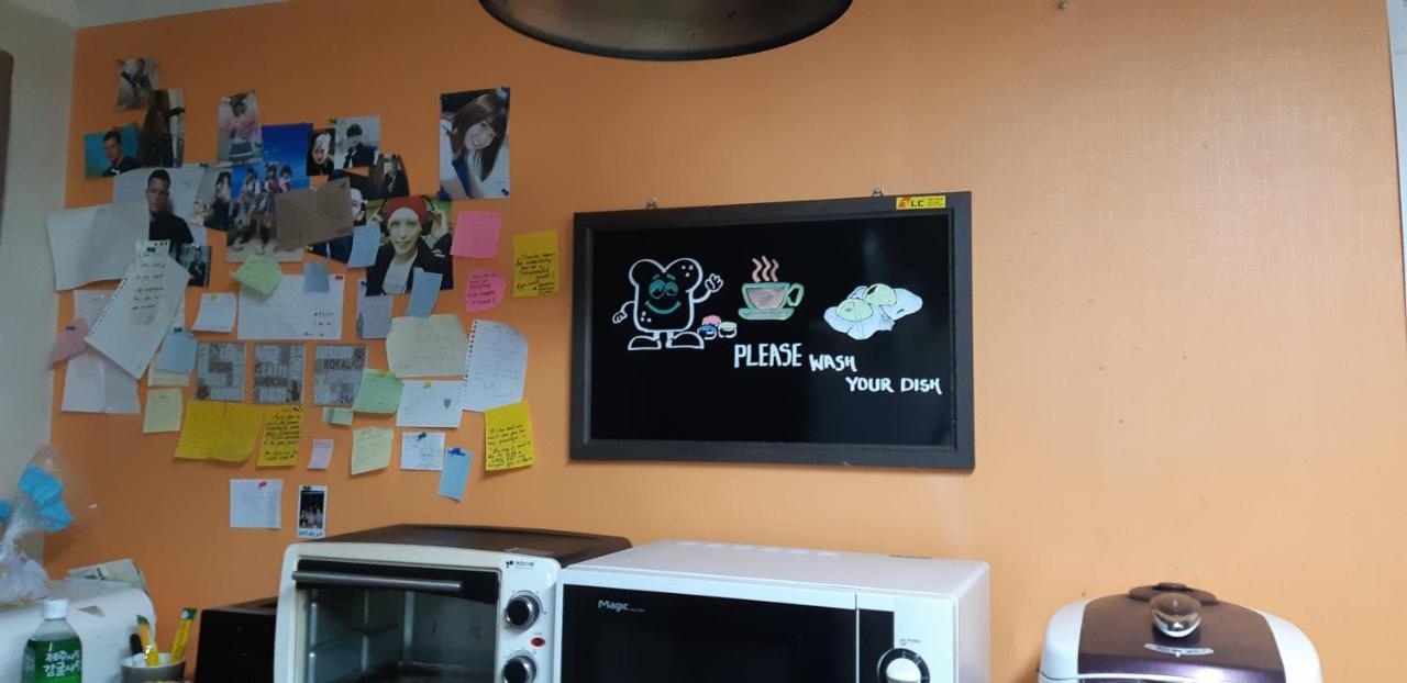 Birdsnest Hostel Hongdae Foreigner Only Séoul Extérieur photo